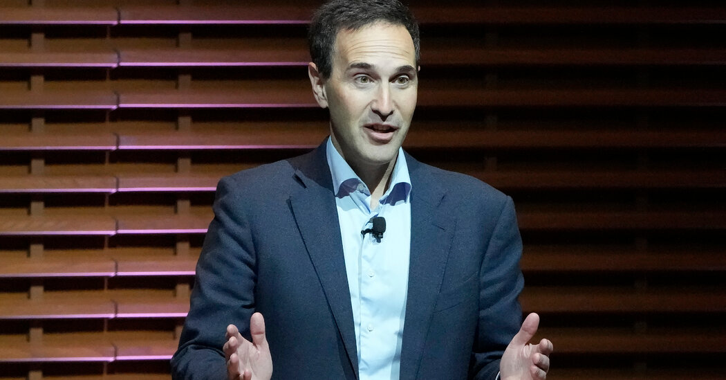Stanford’s New President Is Jonathan Levin, Dean of Business School