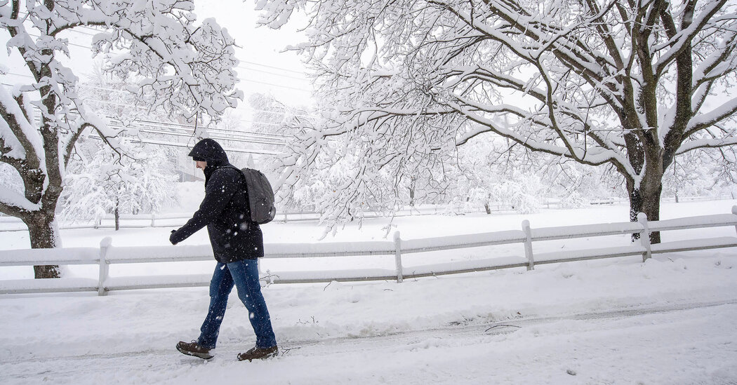 400,000 In Maine, New Hampshire and Vermont Without Power After Snowstorm