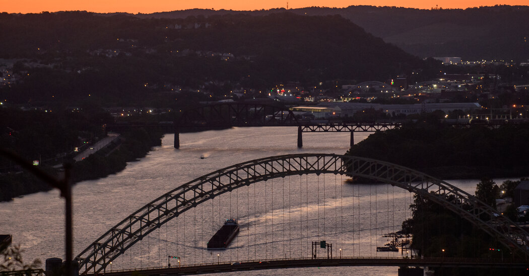 McKees Rocks Bridge Shut After Barges Break Loose Near Pittsburgh