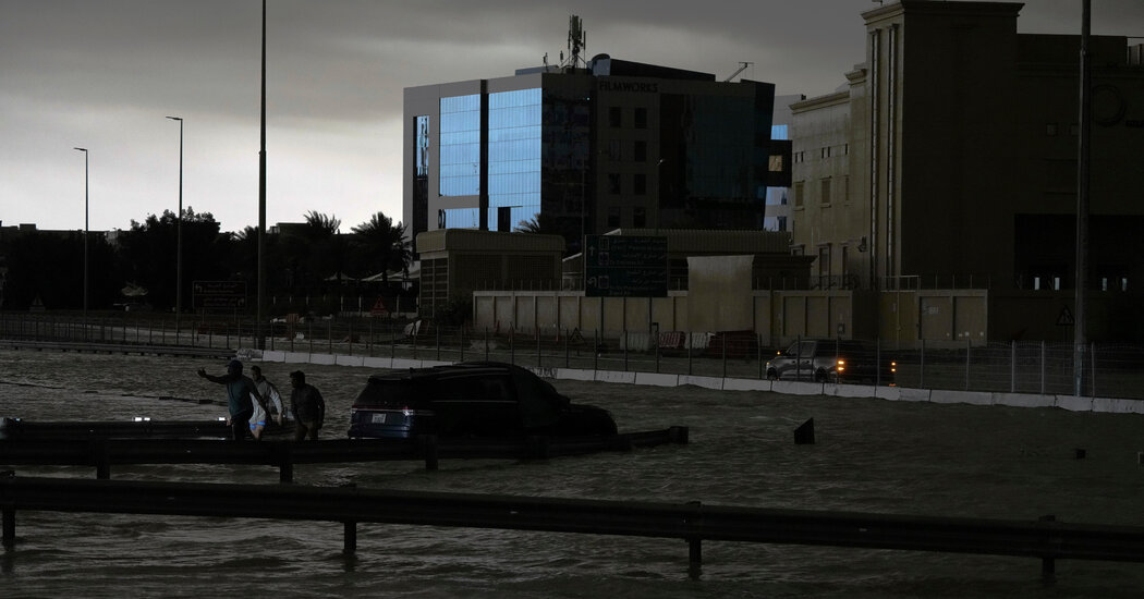 18 Dead After Heavy Rain in Oman: Schools Close, Evacuations Ongoing