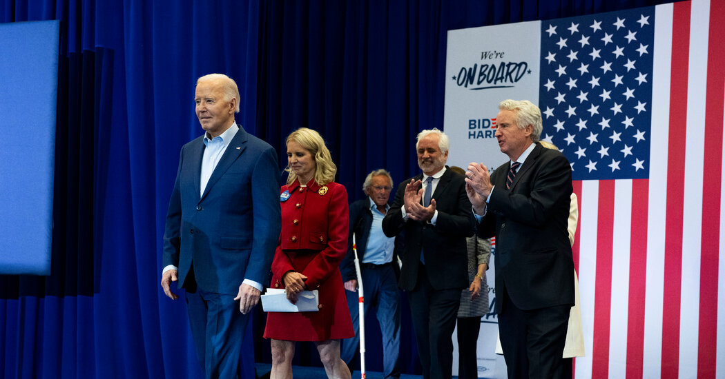 Biden, Eyeing the Threat From RFK Jr., Turns to the Kennedy Family for Help