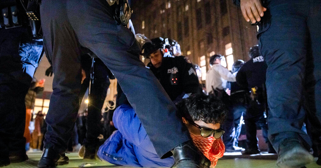 Universities Struggle as Pro-Palestinian Demonstrations Grow