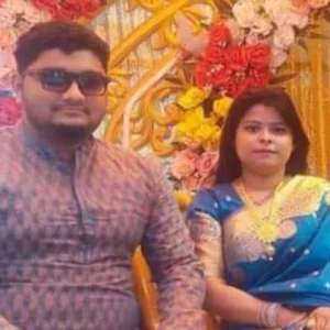 A husband and wife were killed by a bus on their way back from a Gayehlud ceremony in Kaliakore