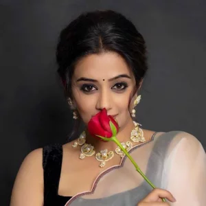 The first remuneration of this popular actress of India was only 500 rupees