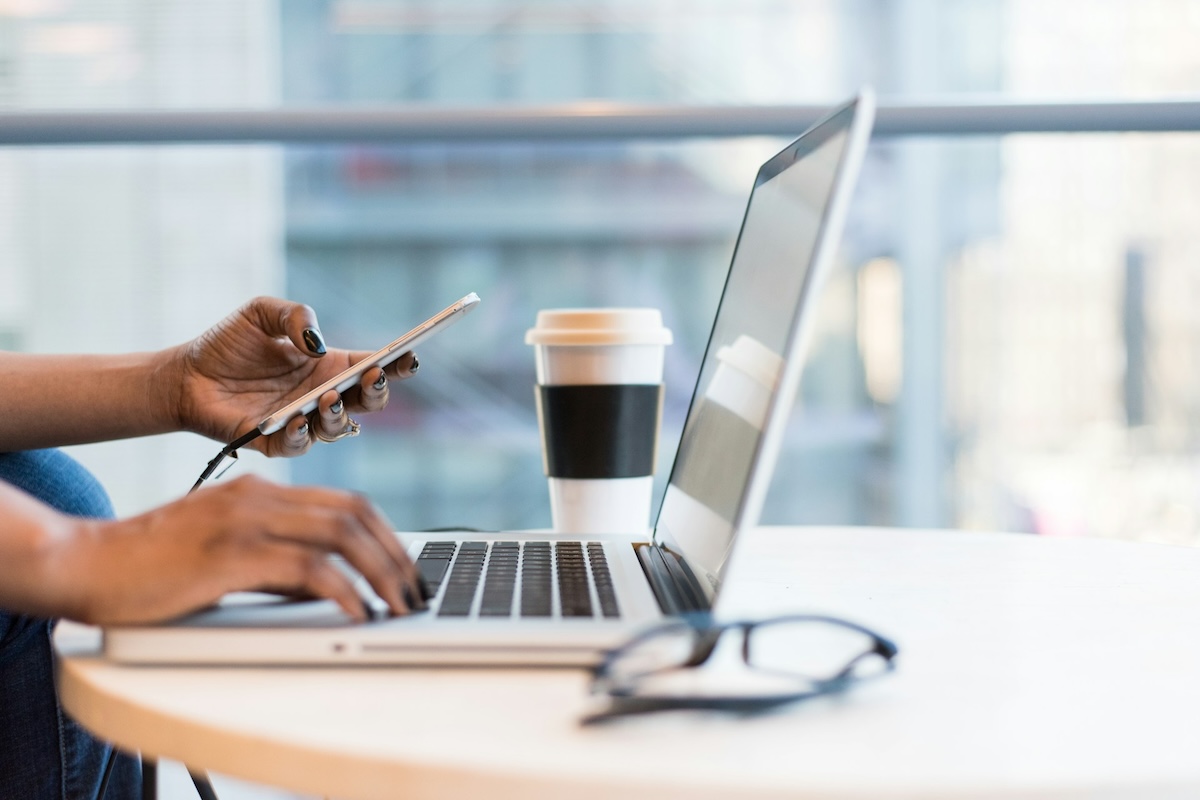Meeting Boom Continues as Laptop Luggers Hit the Road