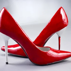 Men's high heels are like women's