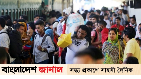 Kamalapur is crowded with people, the train is leaving on time