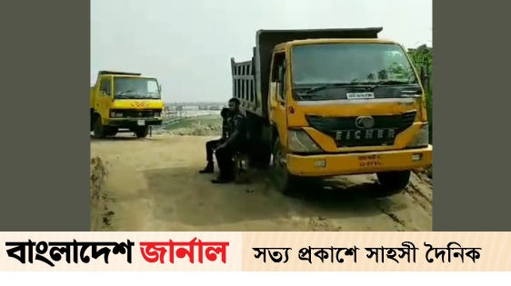 Mobile court raid against sand traders, 23 trucks seized