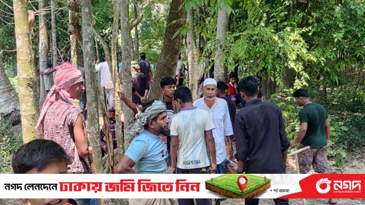 20 injured in clash over cricket game in Narail