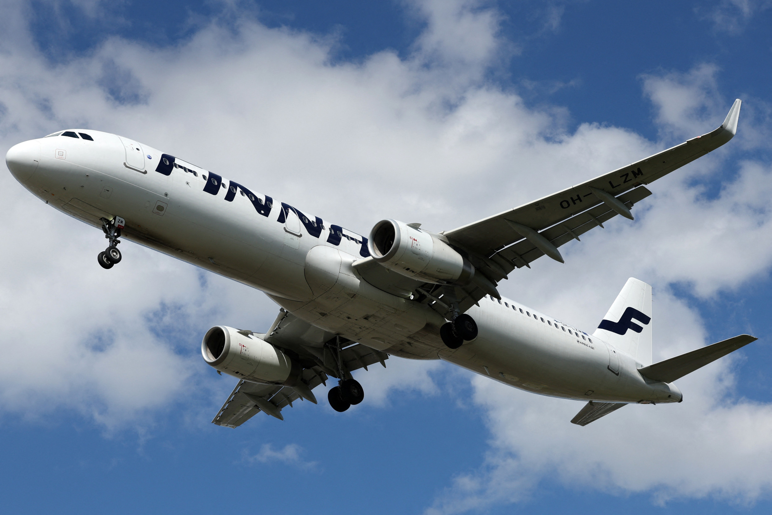 Flight Chaos in NATO Countries Amid GPS Jamming