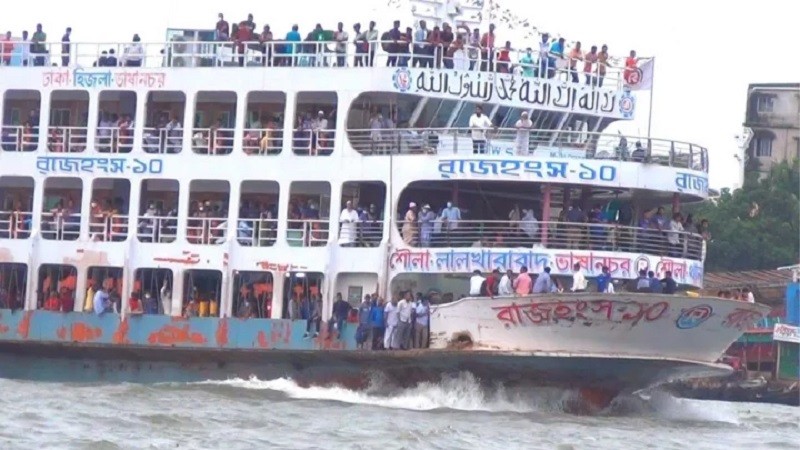 The launch pushed hard, the woman fell into the Meghna