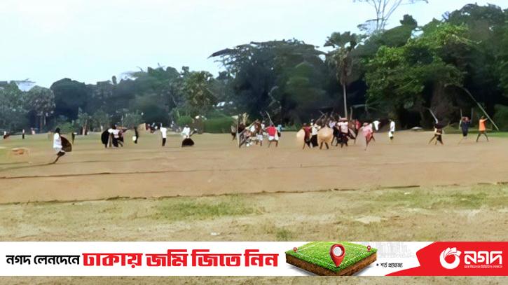 25 injured in clash between two groups of A.League in Saltha