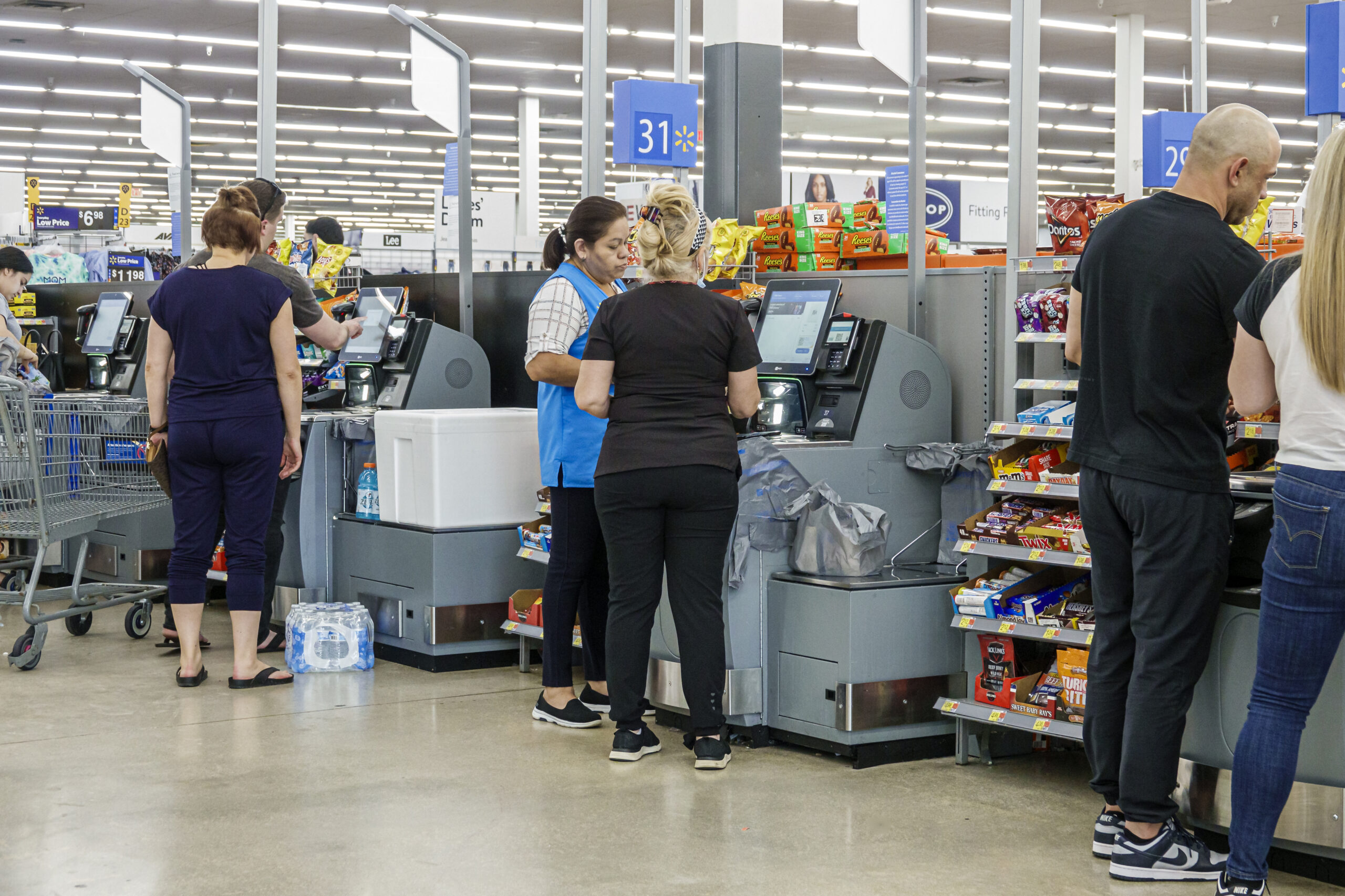 Walmart is Replacing Self-Checkout in These States