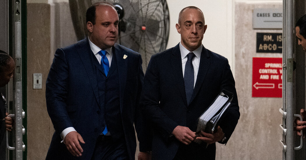 Trump’s Lawyers Turn Up the Heat