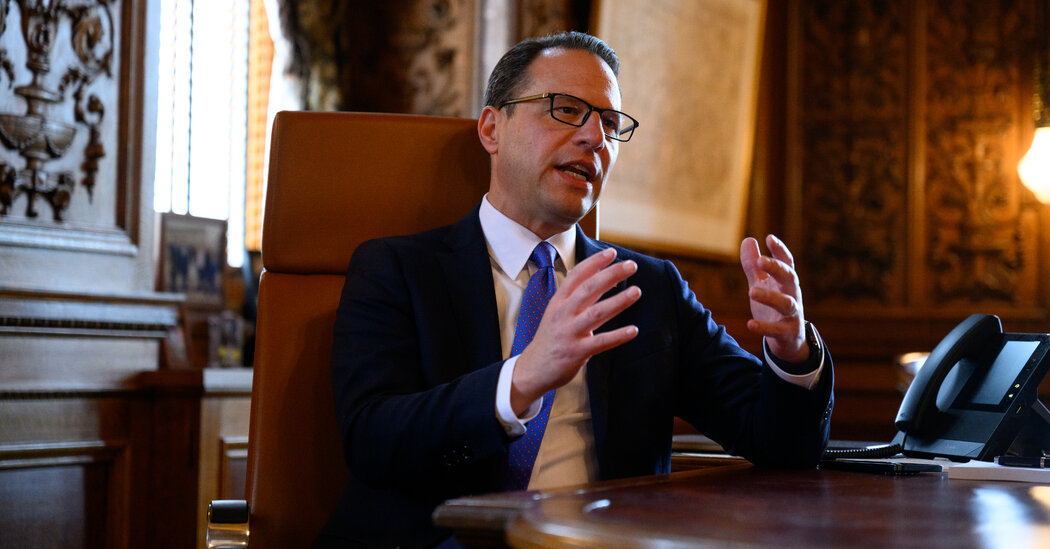 A Rising Democrat Leans Into the Campus Fight Over Antisemitism