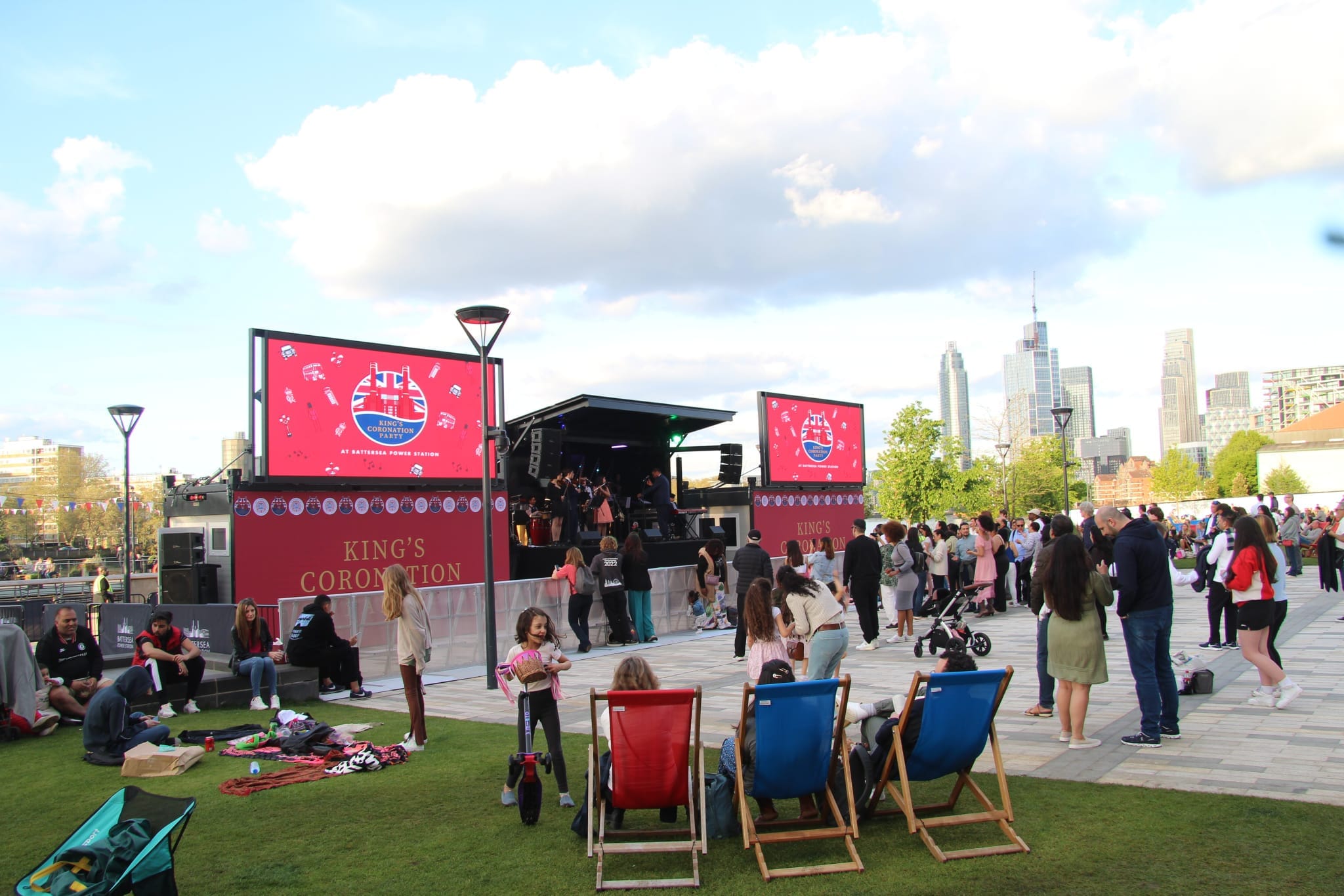 Superhero Suppliers: The Stage Bus