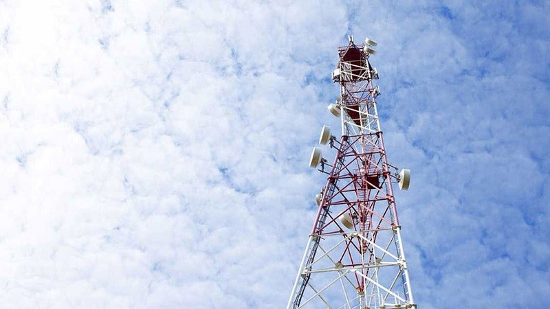 Two and a half million people without electricity, 25 thousand mobile phone towers closed