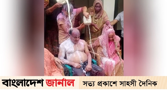 The elected chairman bathed with 20 liters of milk