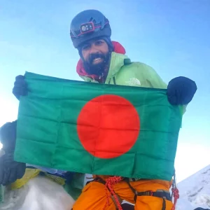Another Bangladeshi flew the red green flag on Everest