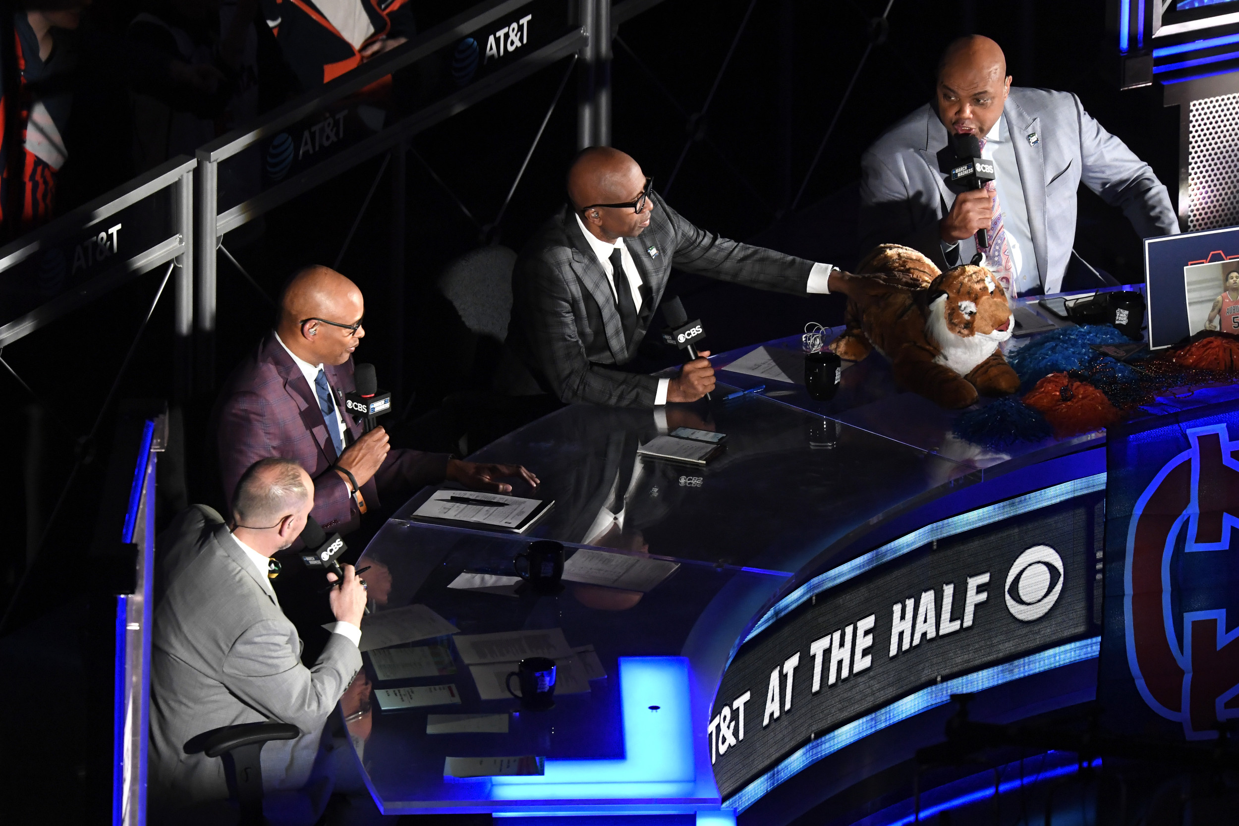 ‘Inside the NBA’ Reunion Depends on TNT Retaining Its NBA Rights