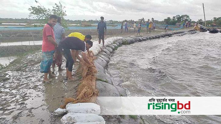 Flooded localities at 55 points of Khulna