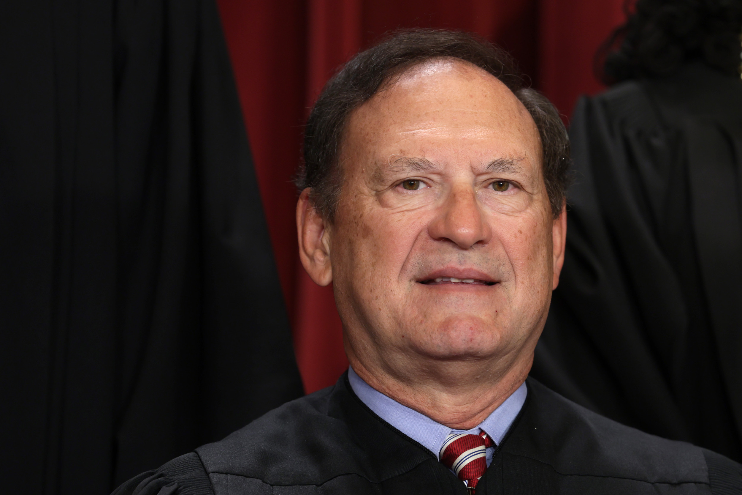 Supreme Court Justice Blames Wife as New Scandal Casts Shadow on Trump Case