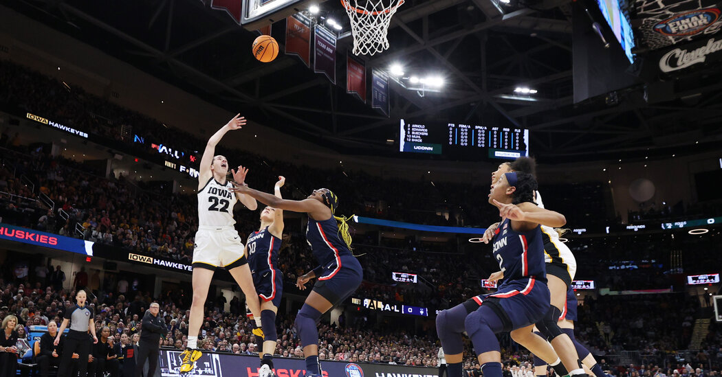 With Payments to College Athletes, Another Fight Looms for Women