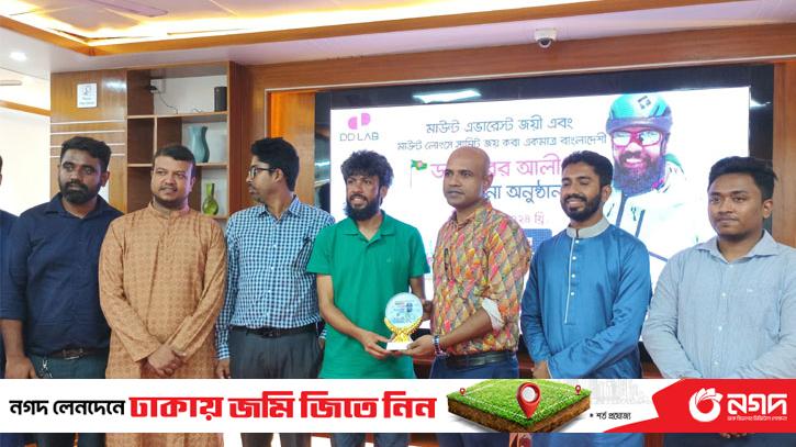 Achieving your goals is like conquering Everest: Babar Ali
