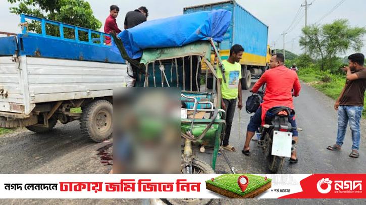 2 killed along with easybike driver in Gazipur hit by passenger bus