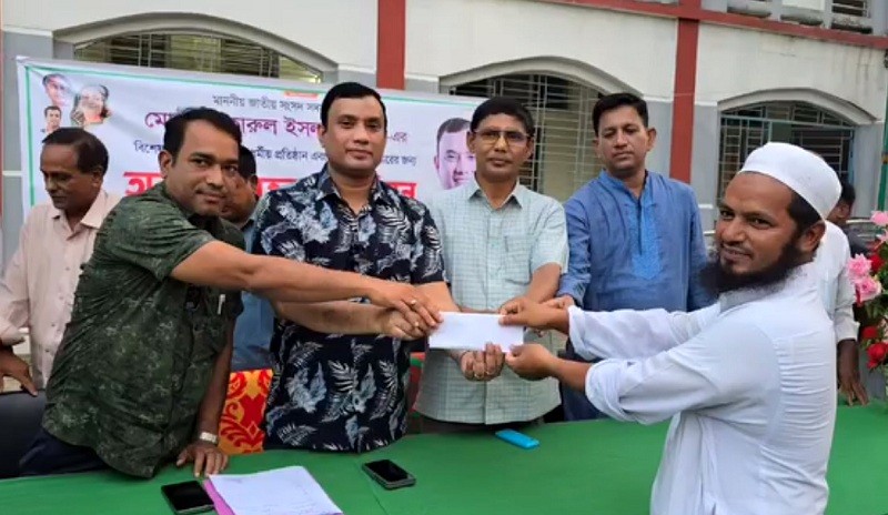 Grants for religious institutions and road renovation in Baliadangi