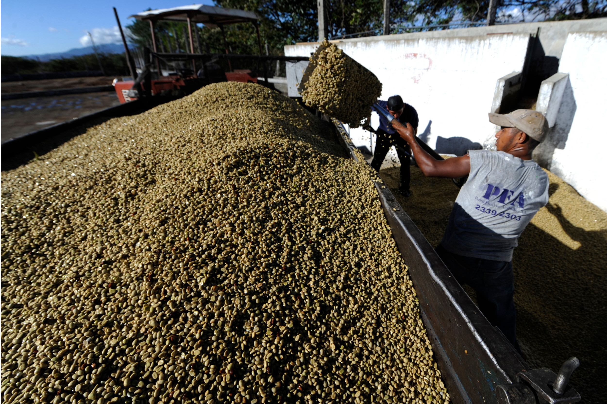 China’s Economy Dealt Trade Blows