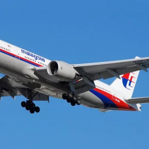 Malaysia demands to solve the mystery of the missing plane