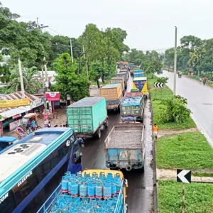 Water has started coming down from the highway, traffic has reduced and the movement is slow