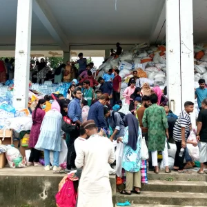 No place to keep relief in TSC, cash collection exceeds 4 crore 39 lakh