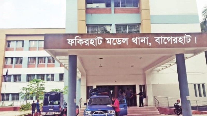 Hanging body of student recovered in Bagerhat