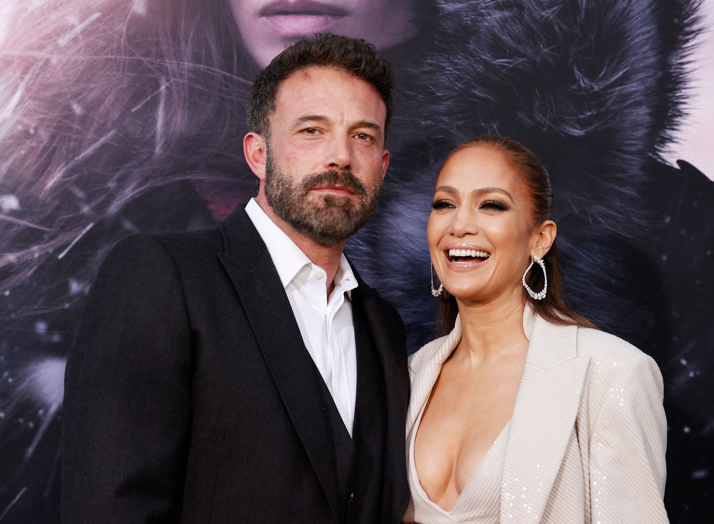 Jennifer Lopez, Ben Affleck Split Signs Leading Up To Divorce