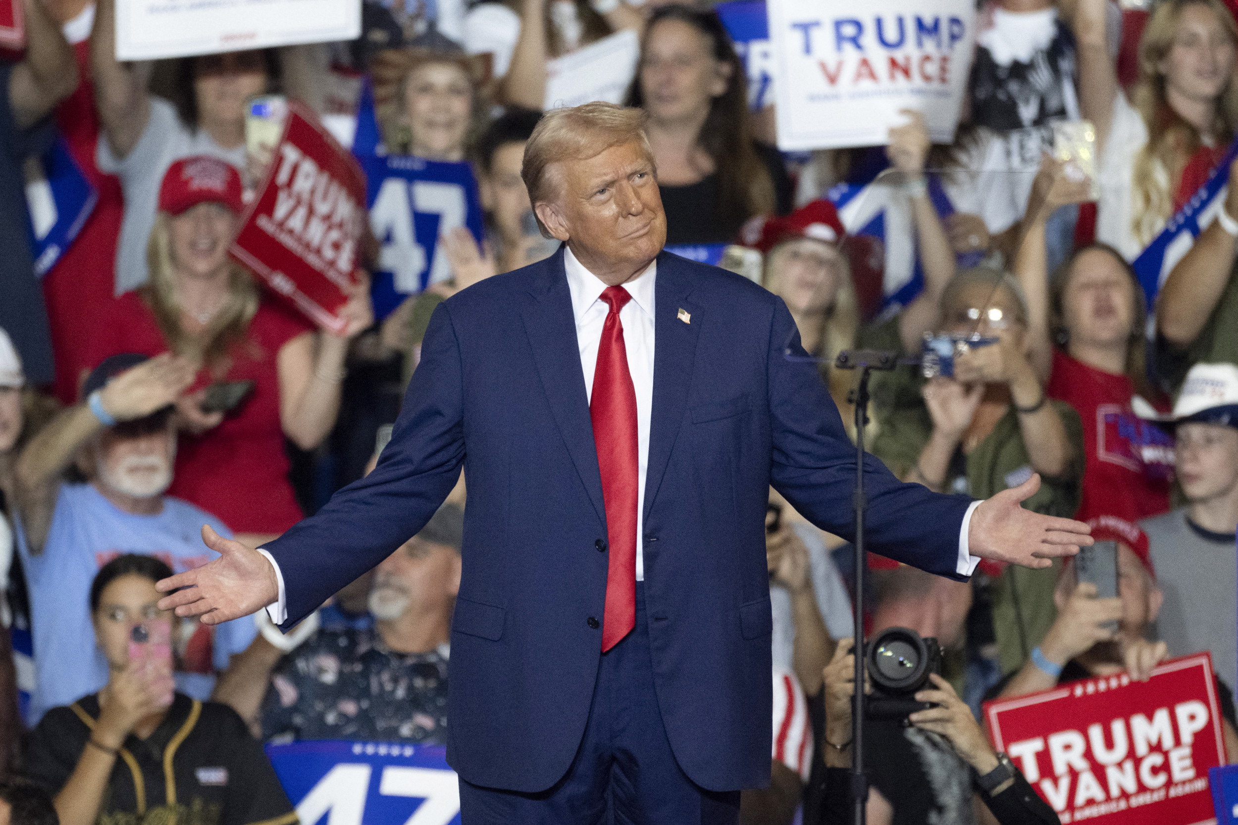 Older Voters Think Donald Trump in ‘Very Poor’ Health, Poll Suggests