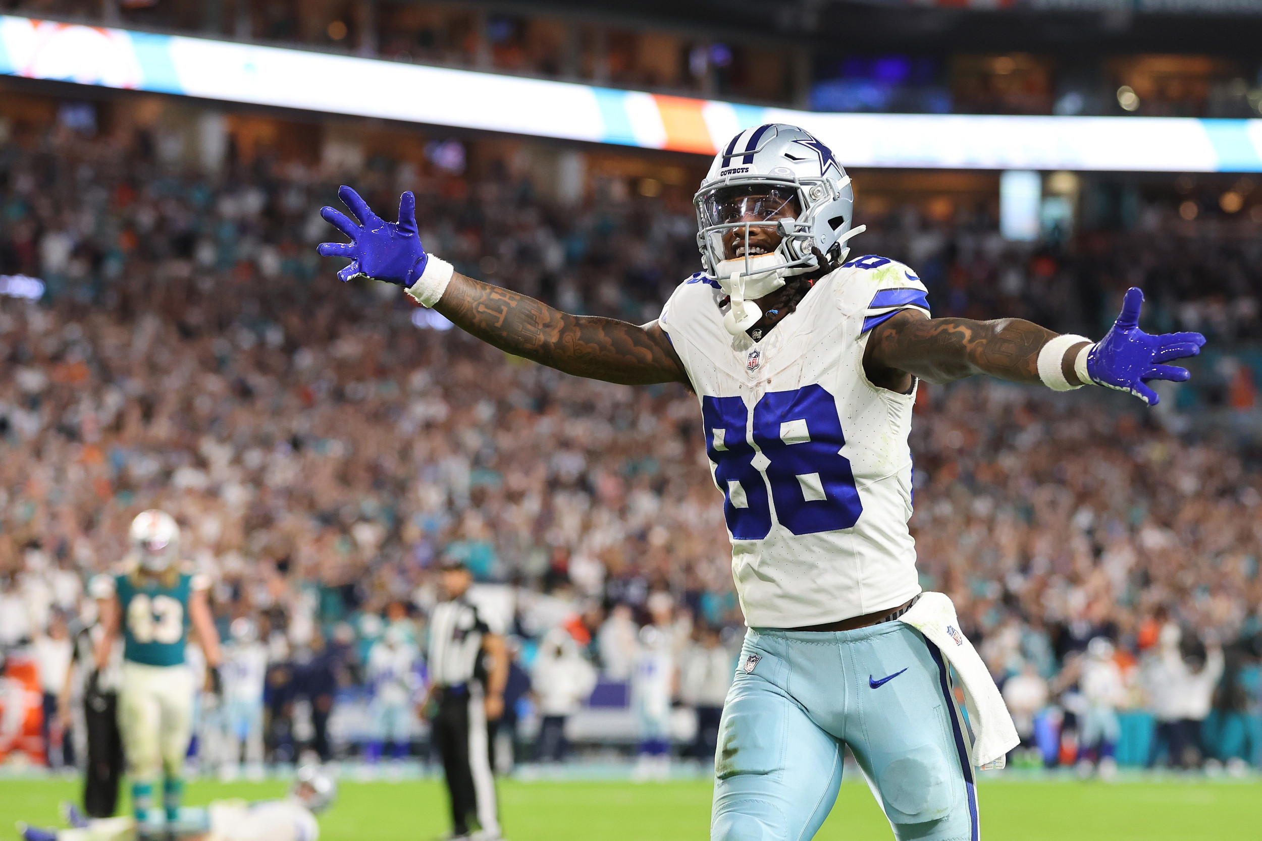 Fantasy Football Impact of CeeDee Lamb’s Contract Extension With Cowboys