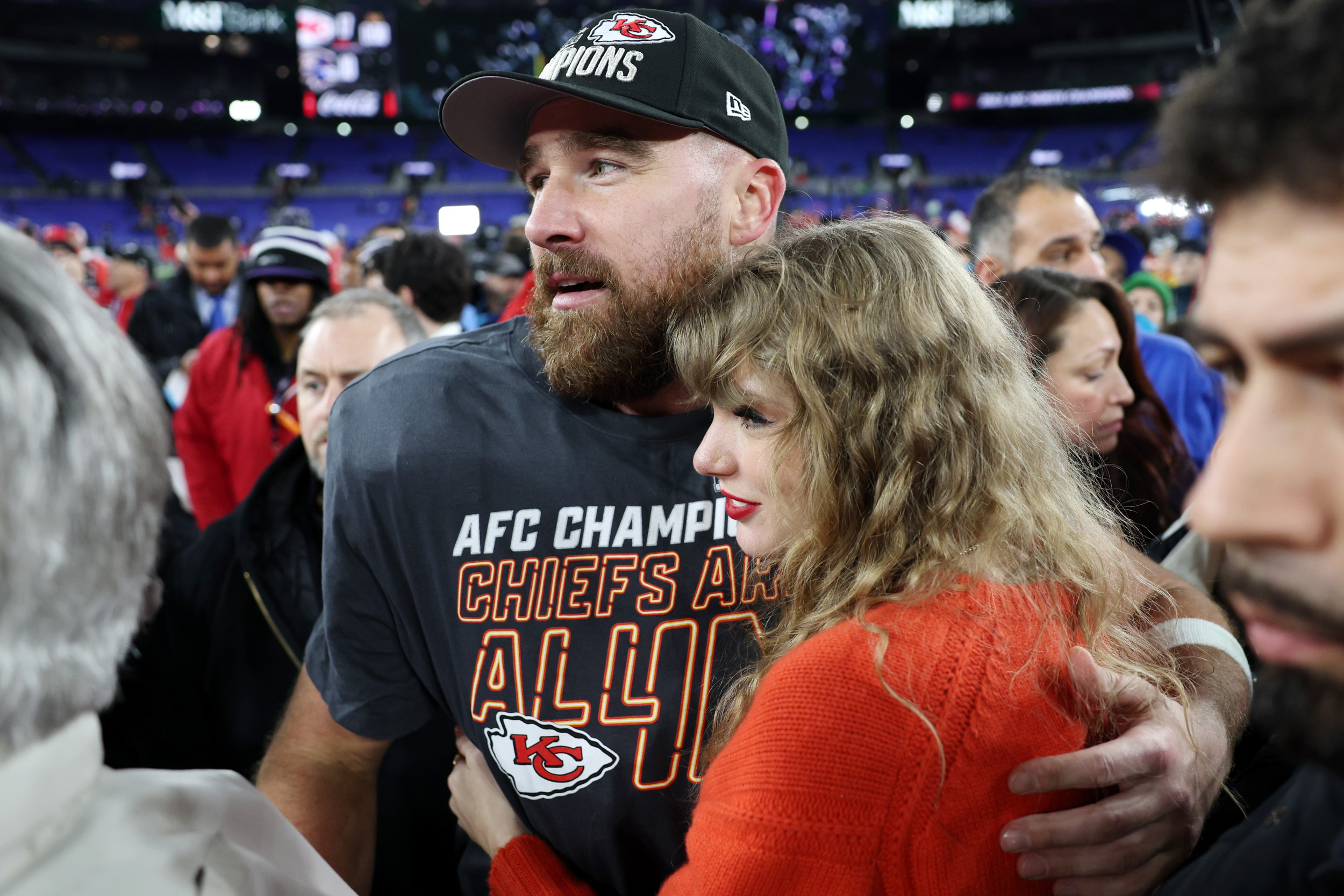 Swifties React to Travis Kelce’s Taylor Swift-Coded Horse