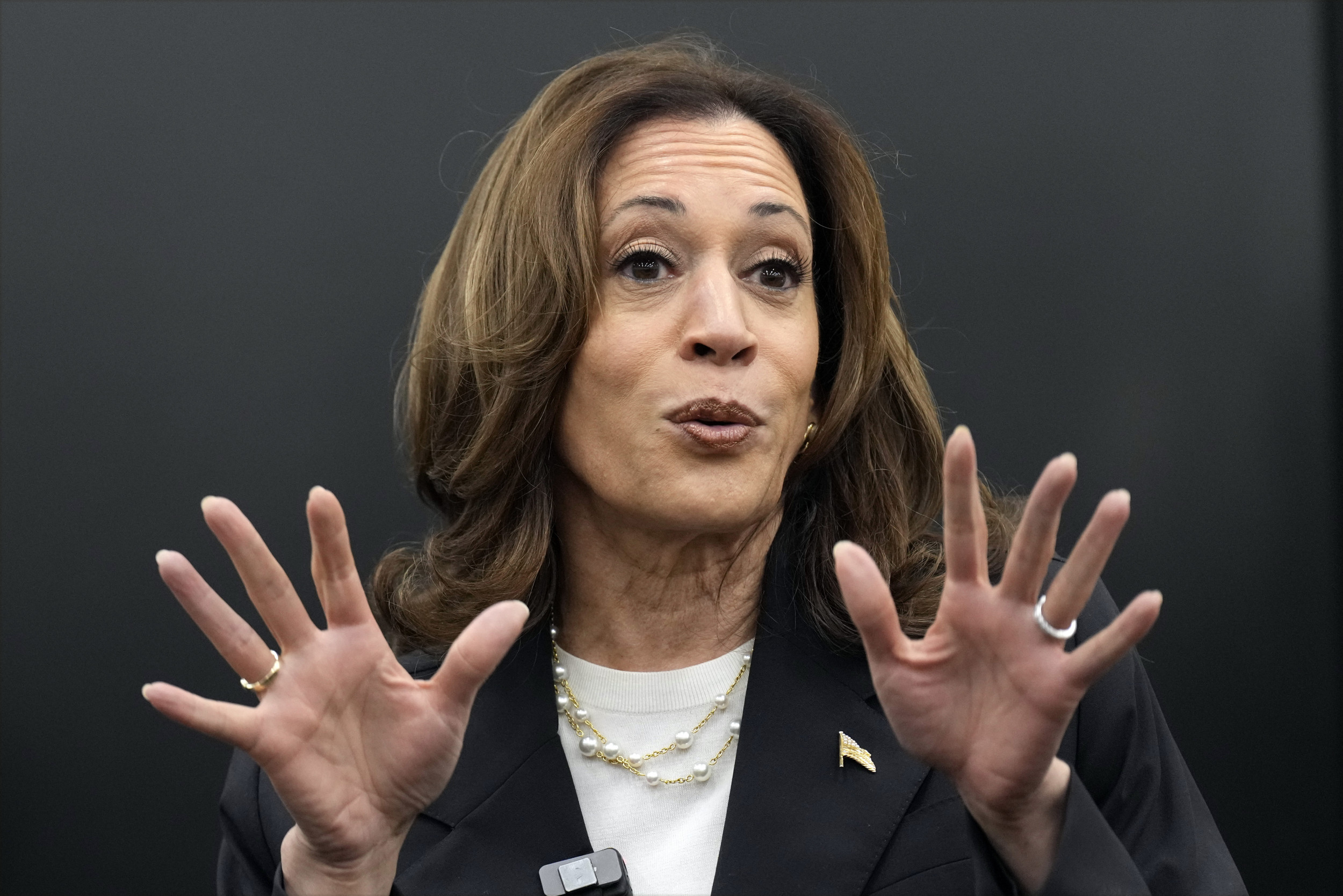 Kamala Harris’ Election Odds Slide With Bookmaker After CNN Interview