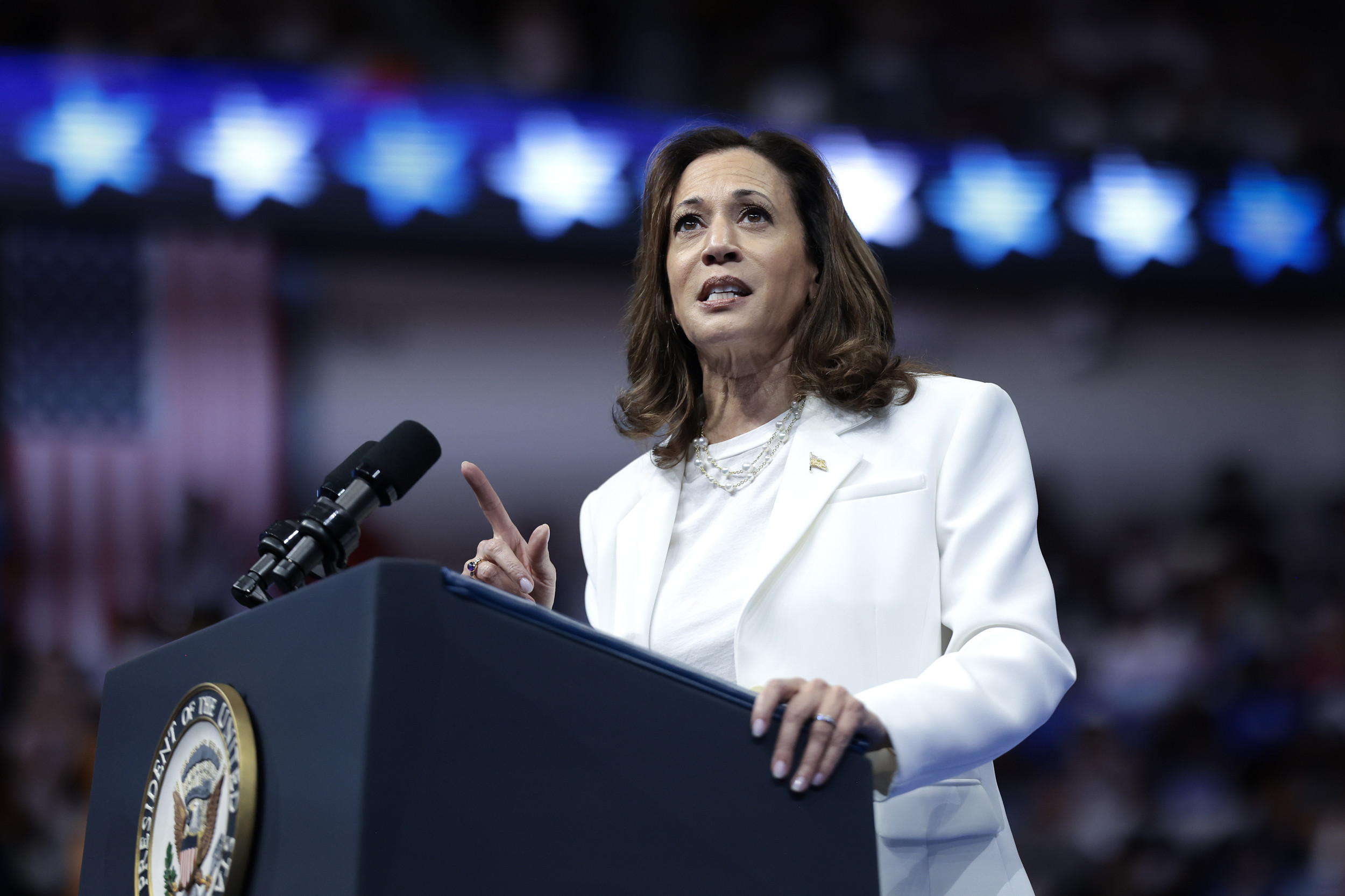 Kamala Harris’ Lead in Blue State Halved by Donald Trump: Poll