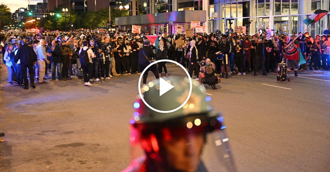 Pro-Palestinian Protesters March Outside Chicago’s Israeli Consulate
