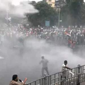 Kolkata rioted in protests, police water cannon-tearshells thrown