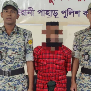 ARSA top commander arrested with weapons in Rohingya camp