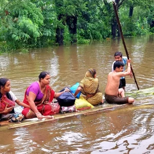 11 districts of the country were affected by floods, 13 people died