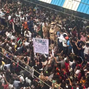 Child sexual abuse in kindergarten: Internet shut down in Mumbai to deal with protests