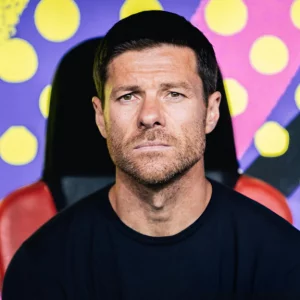 Bayern favorite Alonso aims to finish in the top four