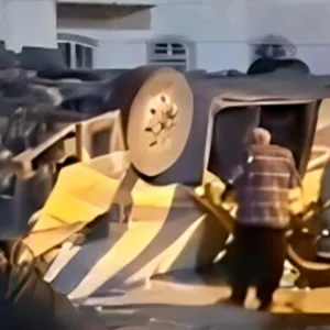 35 Pakistanis killed in bus overturn in Iran