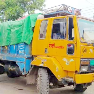 A smuggled Indian sugar truck seized in Netrakona