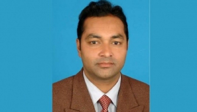 Jabiprabi's new terror recruit trade boss Mukul, the key to the secret locker is lost.